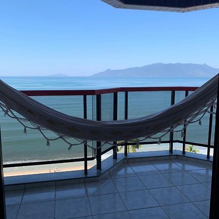 Apartamento Martin De Sa Caraguatatuba Luaran gambar